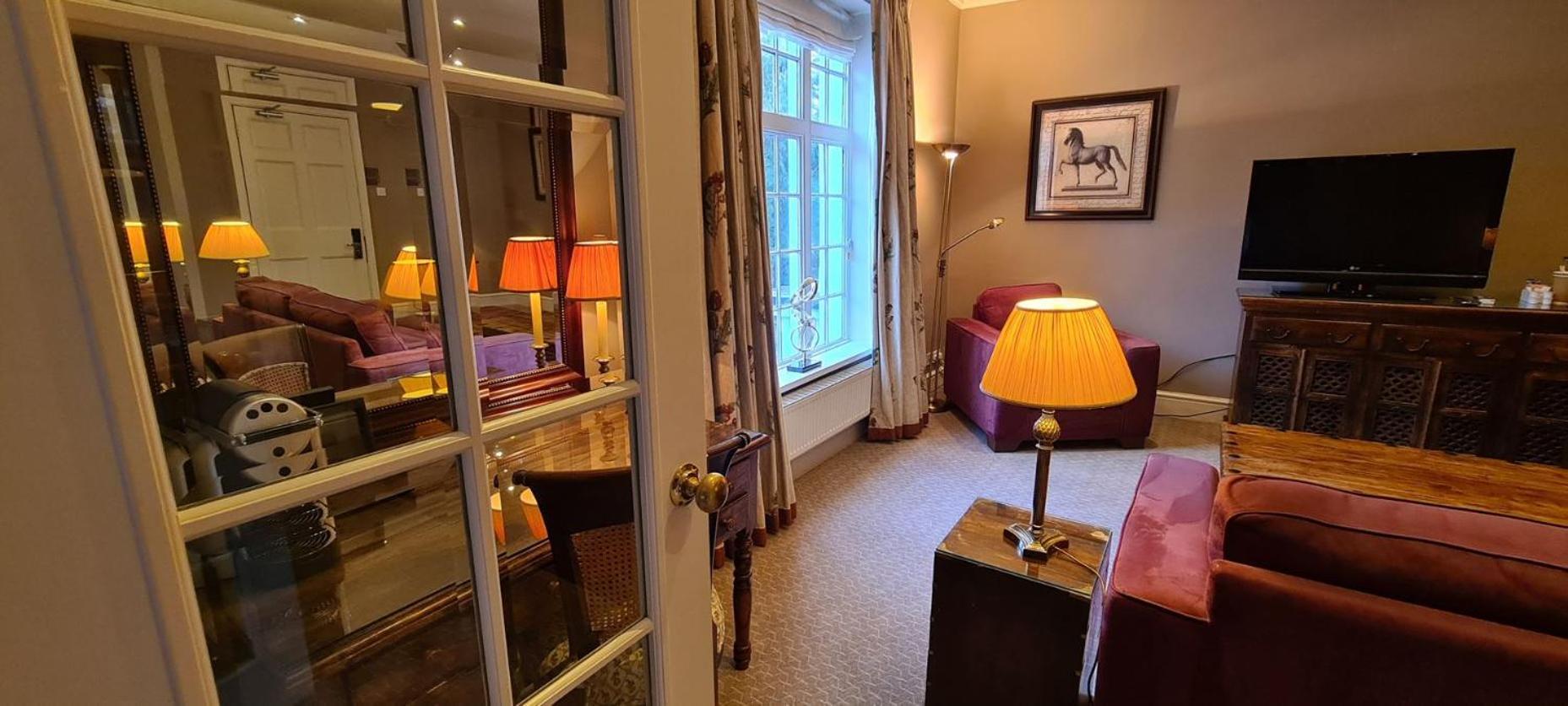 Rowton Hall Hotel And Spa Честер Экстерьер фото